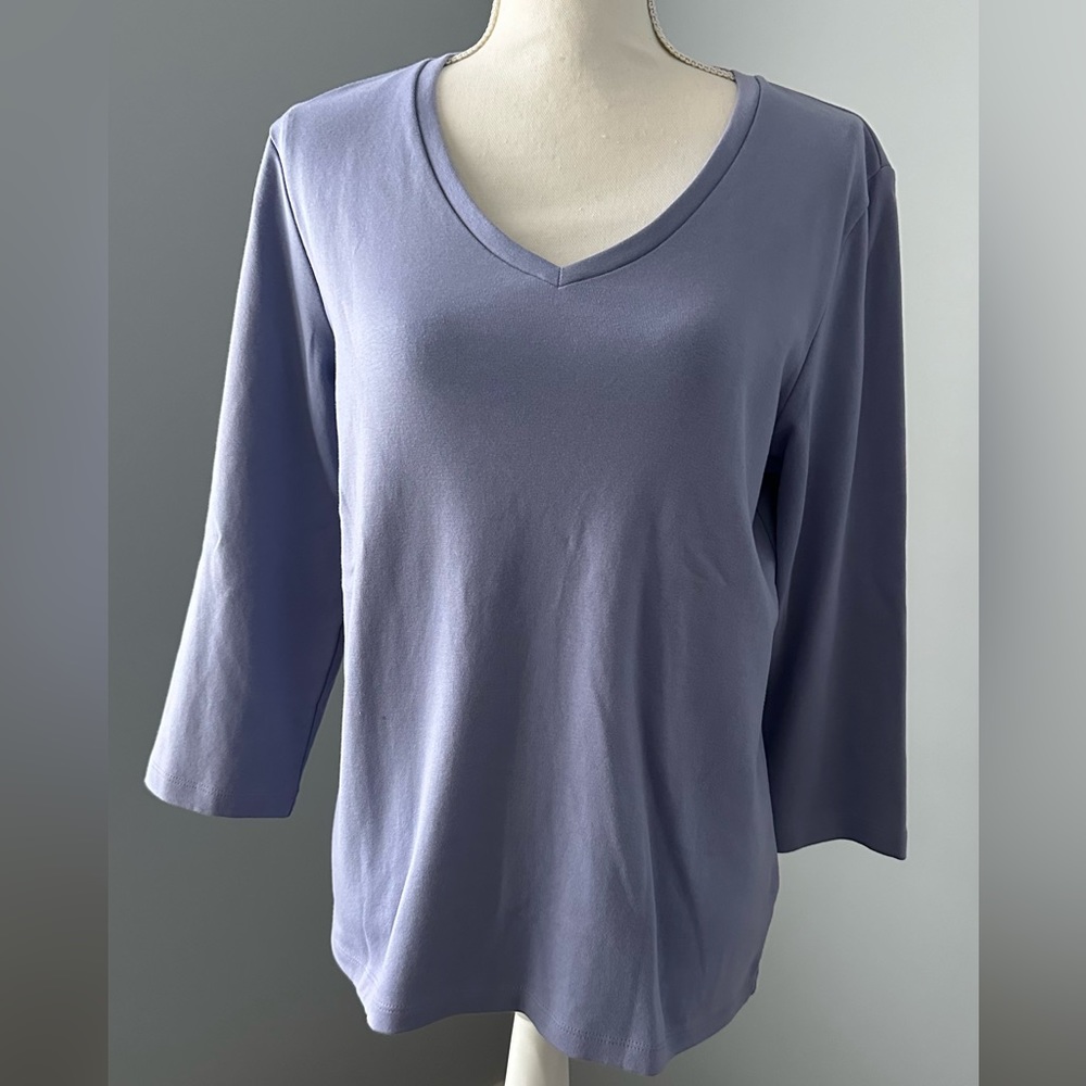 WOMENS CHICO’S SIZE 2 HAYDEN 3/4 SLEEVE VNECK NWT Lavender/Larkspur